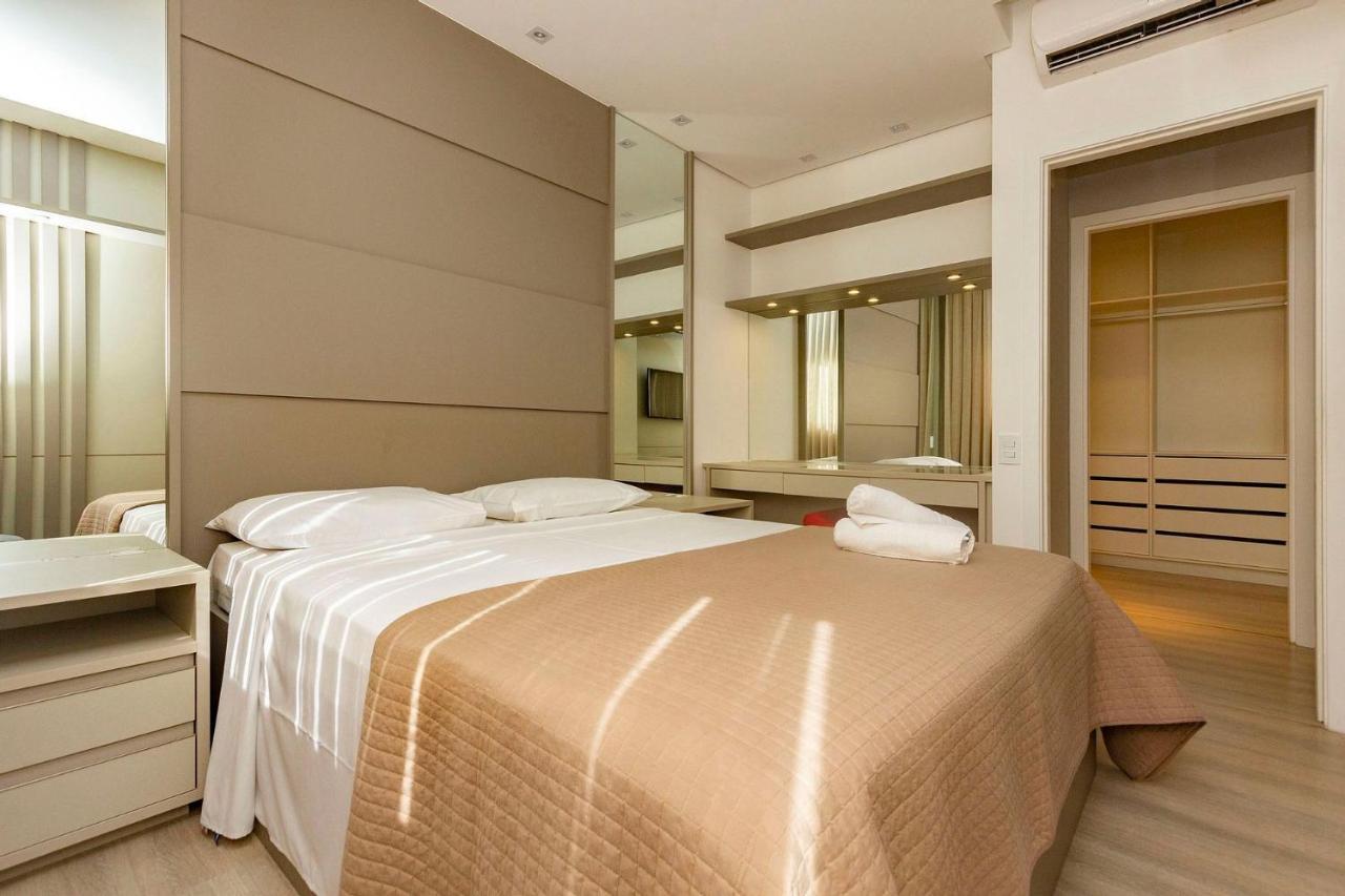 Punta Blu 102-9 - Apartamento De Alto Padrao Em Condominio Exclusivo, Quadra Poliesportiva - Piscina - Portaria 24H. Bombinhas Buitenkant foto