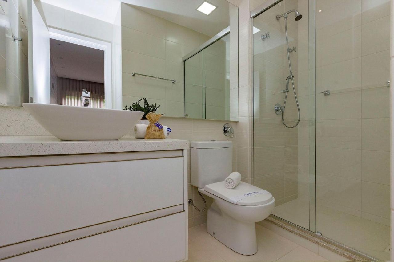 Punta Blu 102-9 - Apartamento De Alto Padrao Em Condominio Exclusivo, Quadra Poliesportiva - Piscina - Portaria 24H. Bombinhas Buitenkant foto