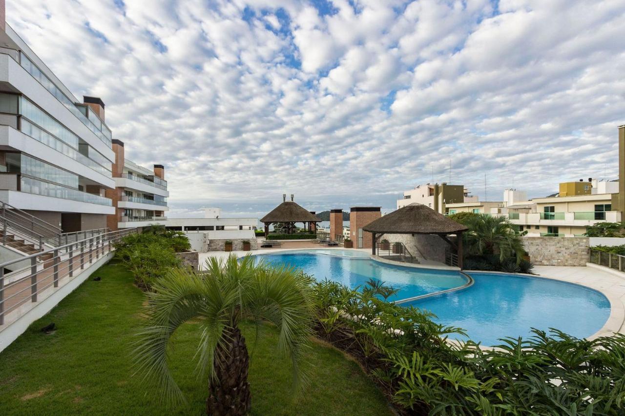 Punta Blu 102-9 - Apartamento De Alto Padrao Em Condominio Exclusivo, Quadra Poliesportiva - Piscina - Portaria 24H. Bombinhas Buitenkant foto